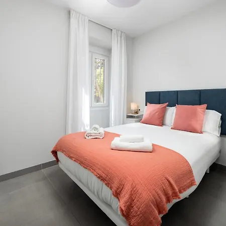Altahomes Design, Light And Comfort Μάλαγα
