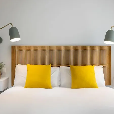 Διαμέρισμα Altahomes Design, Light And Comfort